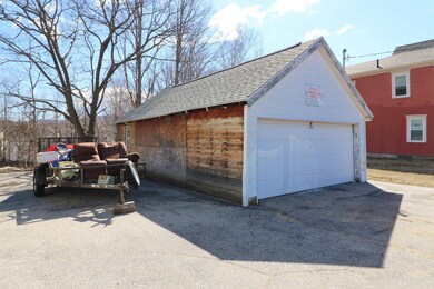 23, 25 Glen Rd, Gorham, NH 03581 - photo 2