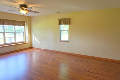 1847 Mappold Way, Joliet, IL 60435 - photo 3