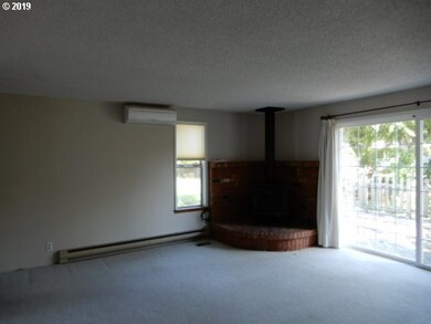 815 N van Duyn St, Eugene, OR 97401 - photo 3