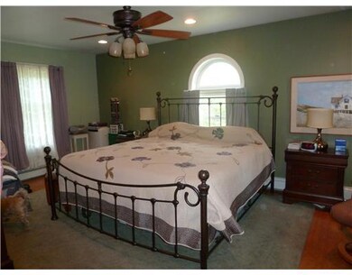 Master Bedroom. on 1st floor