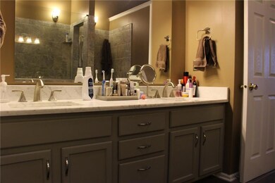 1112 Rotherham Ln, Beech Grove, IN 46107 - photo 5