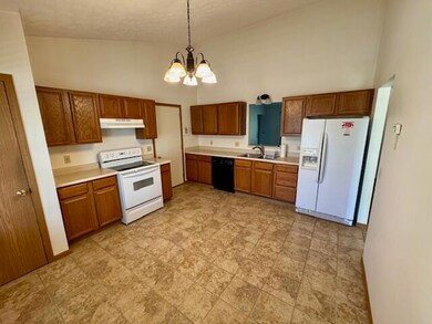 1470 Oldham Dr unit 12, Springfield, OH 45503 - photo 6