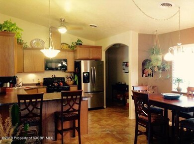 Kitchen-Dining combo