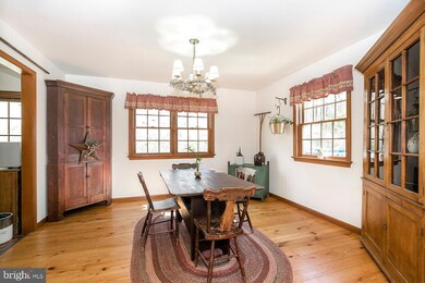 142 Vale Dr, Boyertown, PA 19512 - photo 7