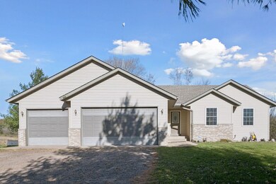 1108 N Lake Dr W, Braham, MN 55006 - photo 7