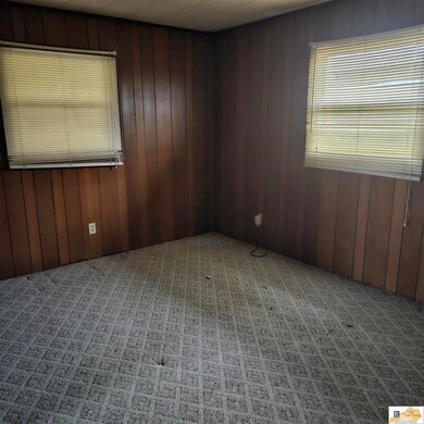 280 Rock Springs Rd, Summer Shade, KY 42166 - photo 4