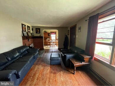 3981 N Sherman Street Extension, Mount Wolf, PA 17347 - photo 5