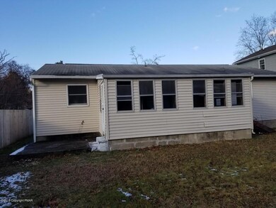 313 Collins St, Stroudsburg, PA 18360 - photo 7