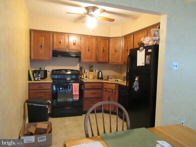 416A Willow Turn unit 416A, Mount Laurel, NJ 08054 - photo 4