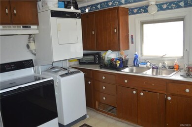 833 Lee Ave, North Tonawanda, NY 14120 - photo 4