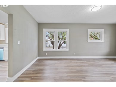 10104 SE Holgate Blvd, Portland, OR 97266 - photo 5