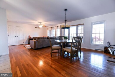 1184 Hollywell Ave, Chambersburg, PA 17201 - photo 6