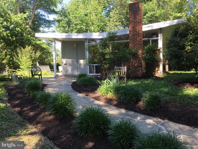 2208 Marthas Rd, Alexandria, VA 22307 - photo 2