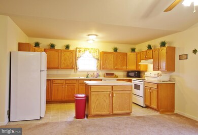 11373 Nicole Dr, Greencastle, PA 17225 - photo 6