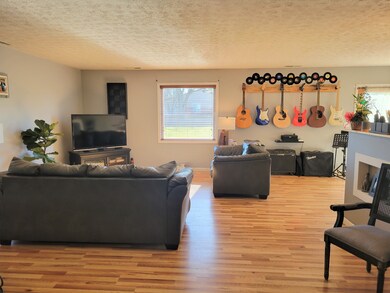 993 E Niagara Trail, Greensburg, IN 47240 - photo 6