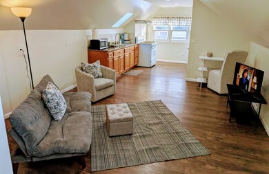 5345 W Wolfram St unit 1, Chicago, IL 60641 - photo 2