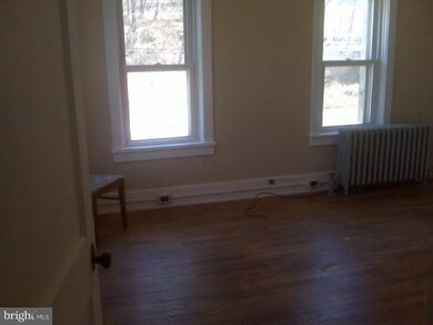 285 S Main St, Lambertville, NJ 08530 - photo 2