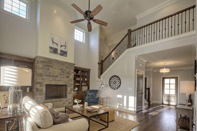 2014 Parade Home Liv Rm