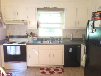 Kitchen - Updated kitchen