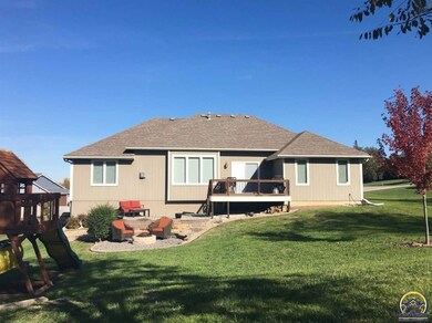 6935 SW 43rd Terrace, Topeka, KS 66610 - photo 5