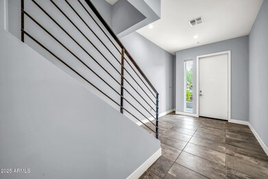 16510 N 92nd St-7_(2048)