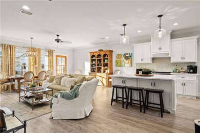 living/dining open concept
