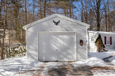 6 Bayberry Ln, Wolfeboro, NH 03894 - photo 3