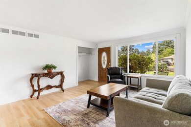 14011 Golden Given Rd E, Tacoma, WA 98445 - photo 3