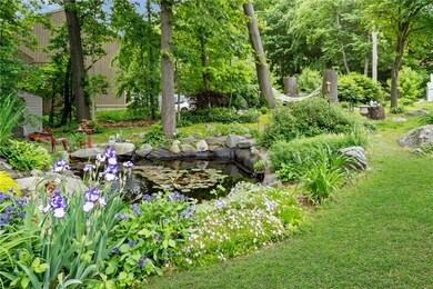 40 Blossom Dr, Cranston, RI 02920 - photo 6