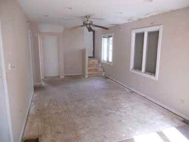 1054 Webster Ln, Des Plaines, IL 60016 - photo 4