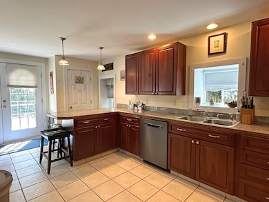 1 Pigeon Hill Ct unit 1, Rockport, MA 01966 - photo 6