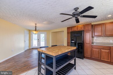 1021 Thomas Rd, Glen Burnie, MD 21060 - photo 7