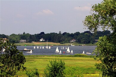 19 Jacobs Point Rd, Warren, RI 02885 - photo 4