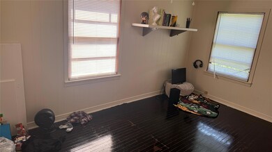 812 W Shepherd St, Denison, TX 75020 - photo 3