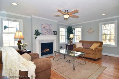 42 E Lantern Rd, Lincoln, RI 02865 - photo 3