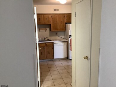 2413 Arbor Ct unit 37, Mays Landing, NJ 08330 - photo 5