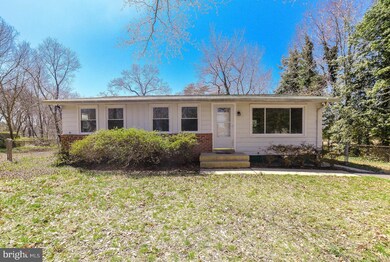 12427 Channelview Dr, Newburg, MD 20664 - photo 2