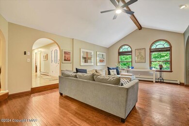 11 Club Ct, Stroudsburg, PA 18360 - photo 7