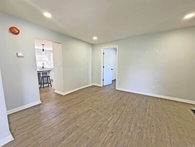 1015 E 34th St, Marion, IN 46953 - photo 7