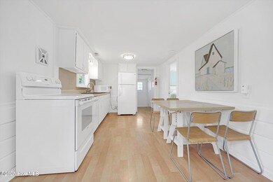 714 Canal Dr, Carolina Beach, NC 28428 - photo 6