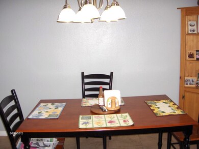 2776 Jasmine Way, Redding, CA 96002 - photo 4