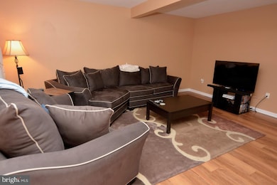 2101 Orchard View Rd, Reading, PA 19606 - photo 5