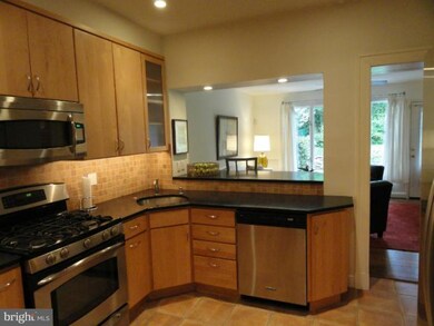 711 W University Pkwy, Baltimore, MD 21210 - photo 4