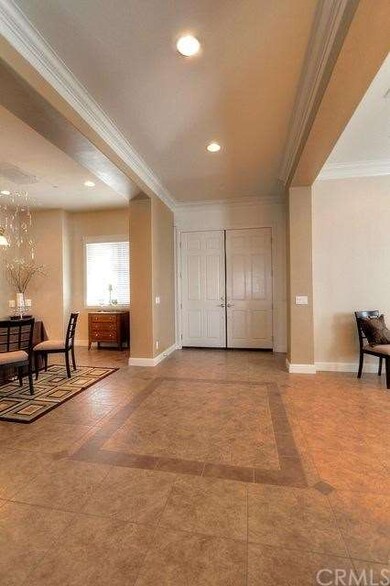 SPACIOUS ENTRY