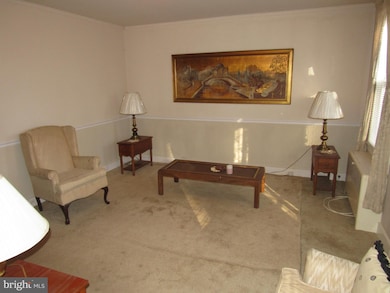 616 Cyril Ave, Pasadena, MD 21122 - photo 4