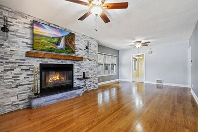 211 Greiving St, Dyer, IN 46311 - photo 6