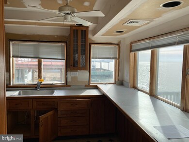 254 New Jersey Ave, Fortescue, NJ 08321 - photo 2