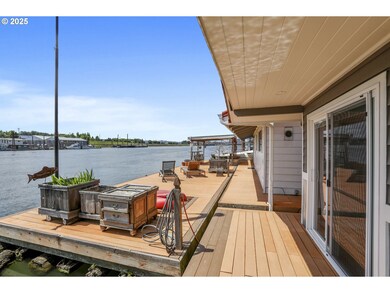 Dock