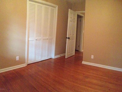 7308 Oakwood Dr, Jacksonville, FL 32211 - photo 7
