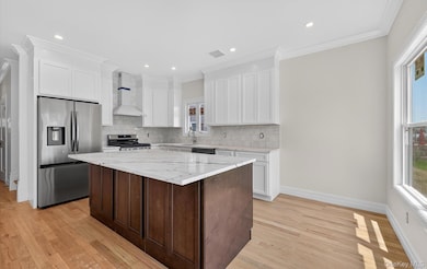 1108 Washington Place, Baldwin Harbor, NY 11510 - photo 6